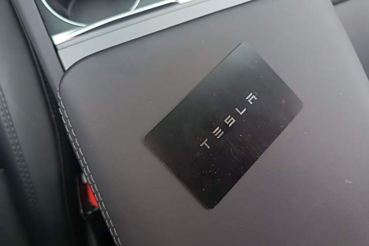 Used Tesla Model Y 2025 Rear-Wheel-Drive Version Vehicle Key
