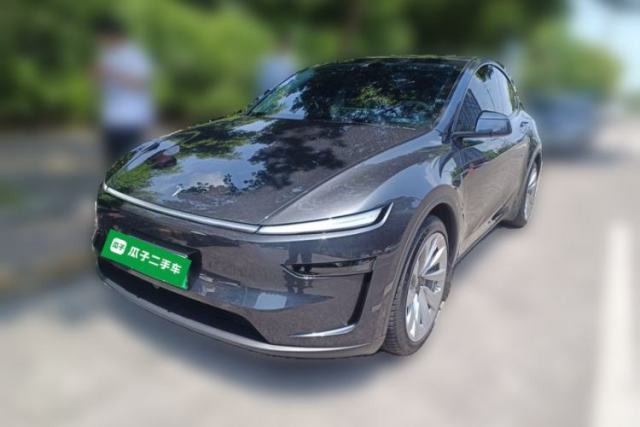 Used Tesla Model Y 2025 Long-Range All-Wheel Drive First Edition