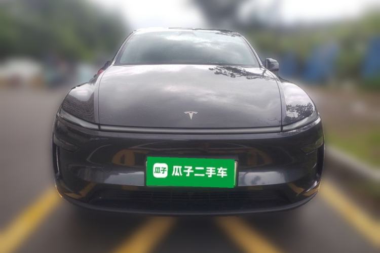 Used Tesla Model Y 2025 Rear-Wheel Drive First Edition Front