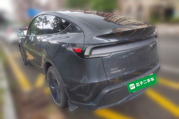 Used Tesla Model Y 2025 Rear-Wheel Drive First Edition Rear Left 45 Deg