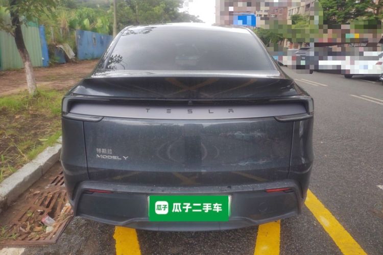 Used Tesla Model Y 2025 Rear-Wheel Drive First Edition Rear