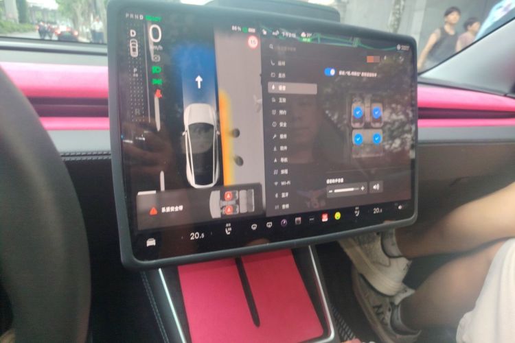 Used Tesla Model Y 2025 Rear-Wheel-Drive Version Audio And AC Panel