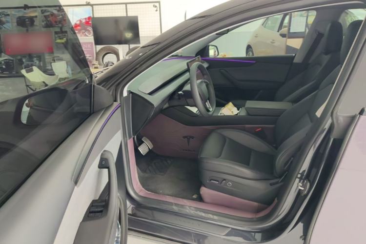 Used Tesla Model Y 2025 Rear-Wheel-Drive Version Driver Seat