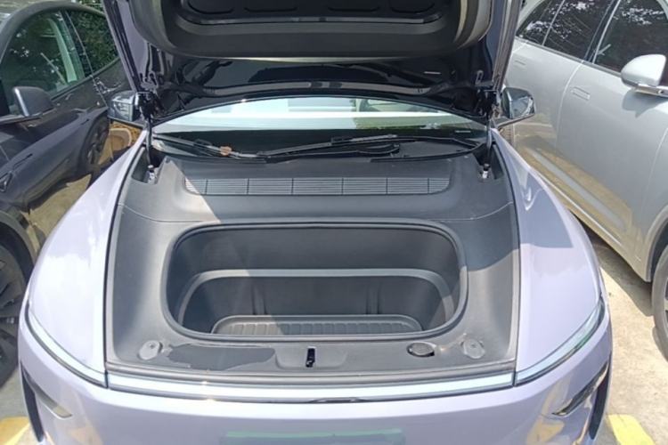 Used Tesla Model Y 2025 Rear-Wheel-Drive Version Engine Bay