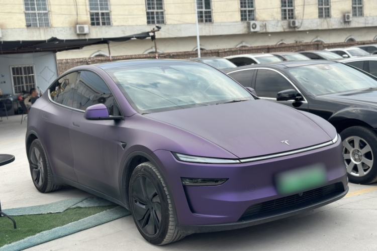 Used Tesla Model Y 2025 Long-Range All-Wheel-Drive Version Exterior 7