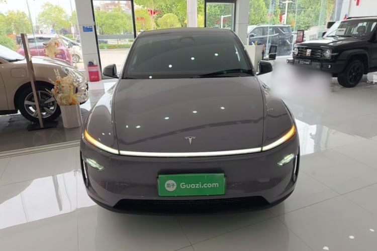 Used Tesla Model Y 2025 Rear-Wheel-Drive Version Front