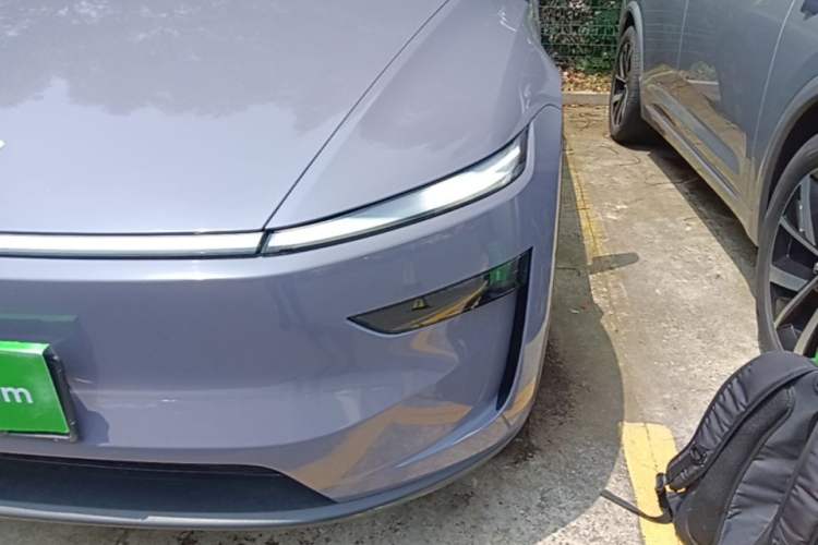 Used Tesla Model Y 2025 Rear-Wheel-Drive Version Left Front Headlight