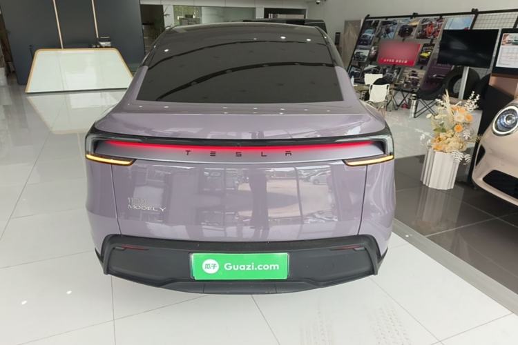 Used Tesla Model Y 2025 Rear-Wheel-Drive Version Rear