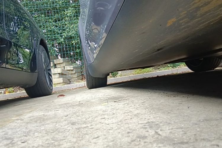 Used Tesla Model Y 2025 Rear-Wheel-Drive Version Right Side Sill
