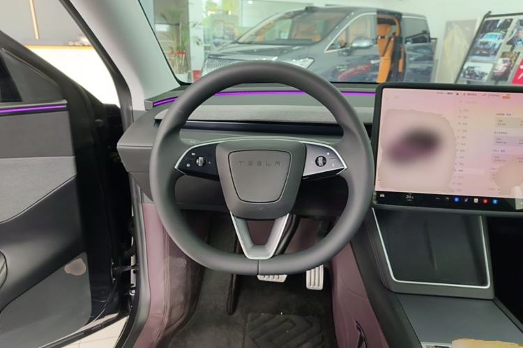 Used Tesla Model Y 2025 Rear-Wheel-Drive Version Steering Wheel