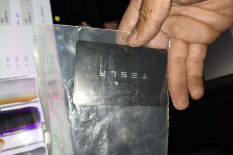 Used Tesla Model Y 2025 Rear-Wheel Drive First Edition Vehicle Key
