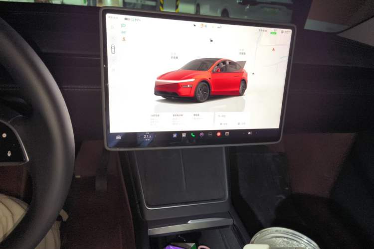 Used Tesla Model Y 2025 Long-Range All-Wheel-Drive Version Audio And AC Panel