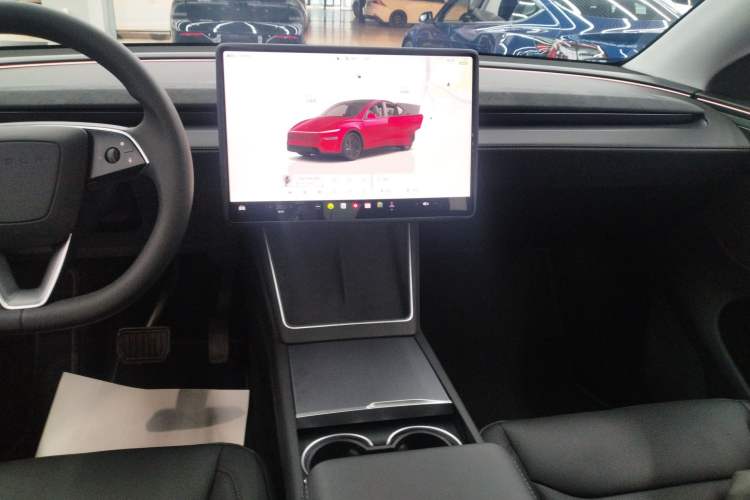 Used Tesla Model Y 2025 Long-Range All-Wheel-Drive Version Audio And AC Panel