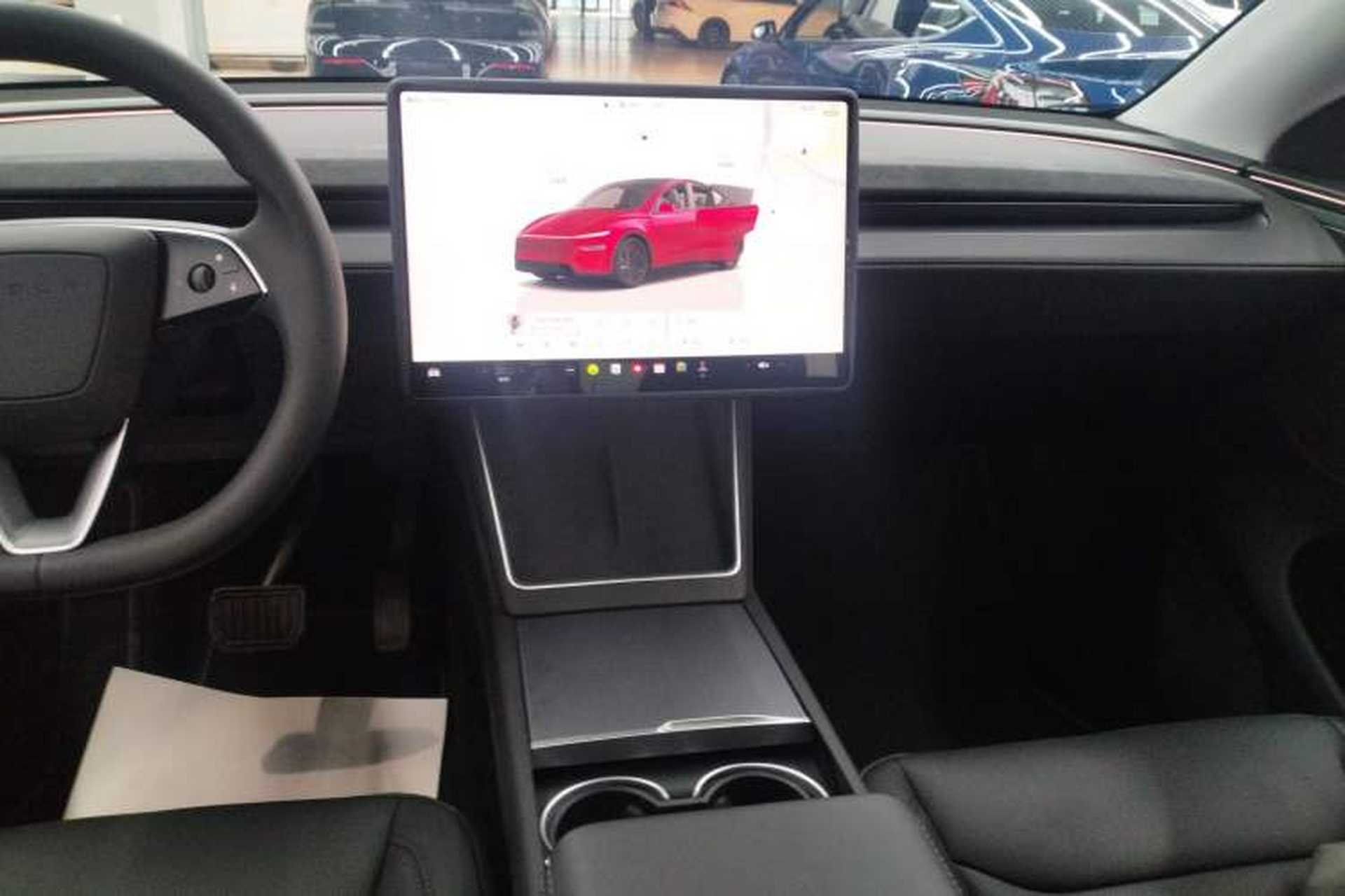 Used Tesla Model Y 2025 Long-Range All-Wheel-Drive Version Audio And AC Panel