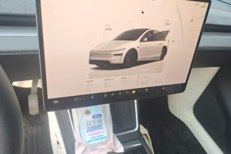 Used Tesla Model Y 2025 Long-Range All-Wheel Drive First Edition Audio And AC Panel
