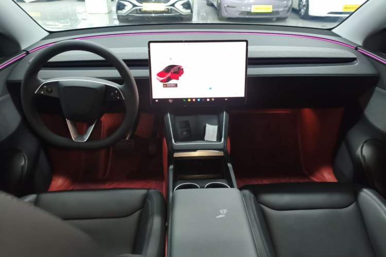 Used Tesla Model Y 2025 Rear-Wheel-Drive Version Center Console