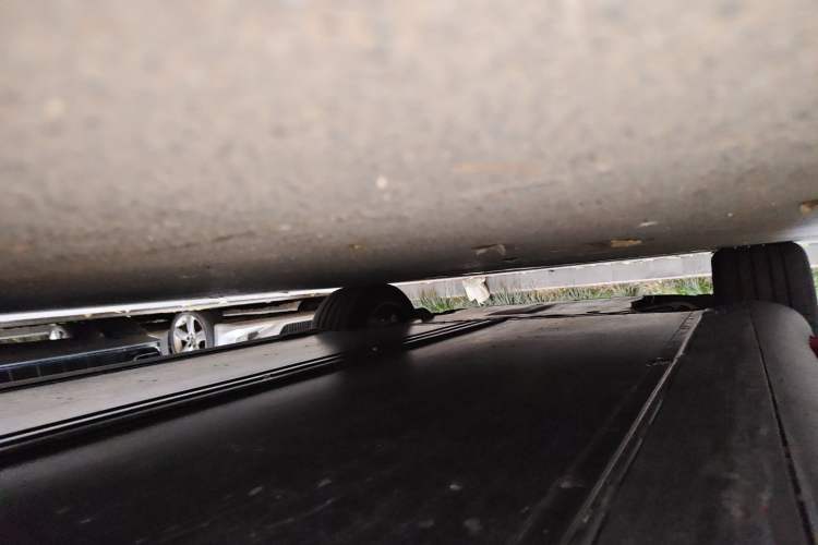 Used Tesla Model Y 2025 Rear-Wheel-Drive Version Chassis Rear Left