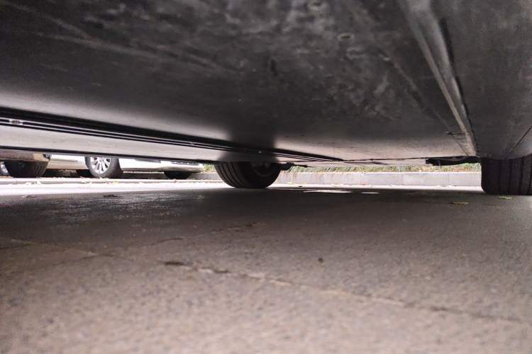 Used Tesla Model Y 2025 Rear-Wheel-Drive Version Chassis Rear Right