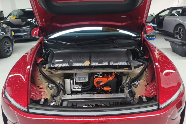 Used Tesla Model Y 2025 Rear-Wheel-Drive Version Engine Bay