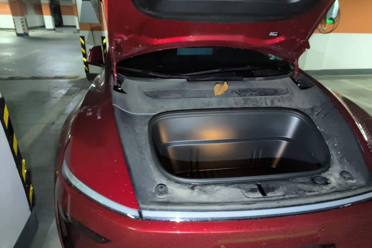 Used Tesla Model Y 2025 Long-Range All-Wheel-Drive Version Engine Bay Right