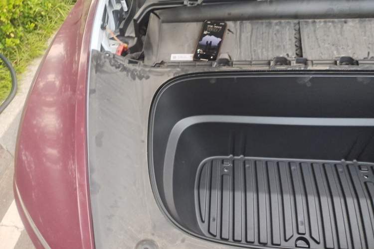Used Tesla Model Y 2025 Long-Range All-Wheel Drive First Edition Engine Bay Right