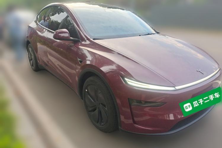 Used Tesla Model Y 2025 Long-Range All-Wheel Drive First Edition Front Right 45 Deg