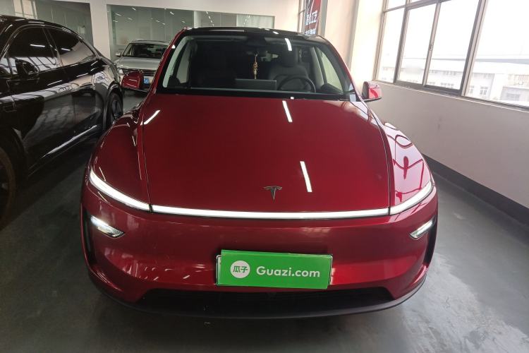 Used Tesla Model Y 2025 Rear-Wheel-Drive Version Front