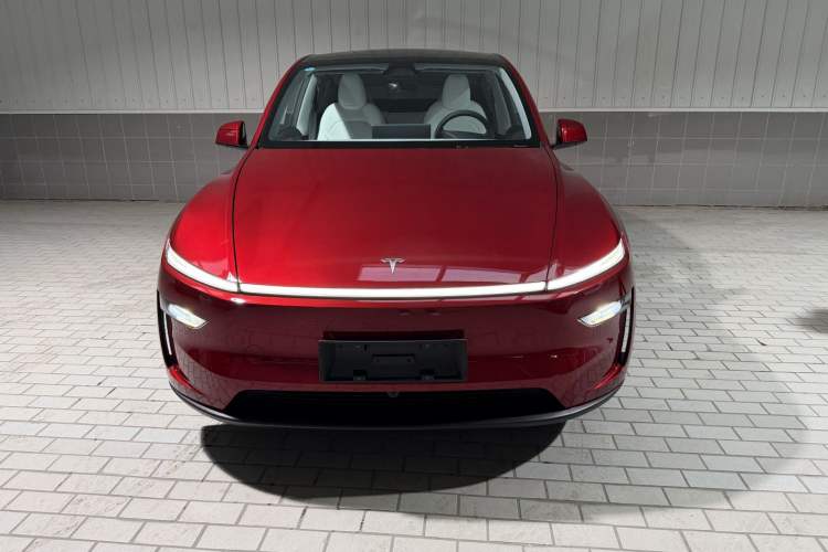 Used Tesla Model Y 2025 Rear-Wheel-Drive Version Front