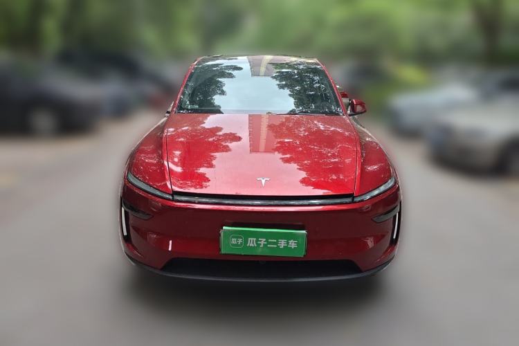 Used Tesla Model Y 2025 Rear-Wheel-Drive Version Front