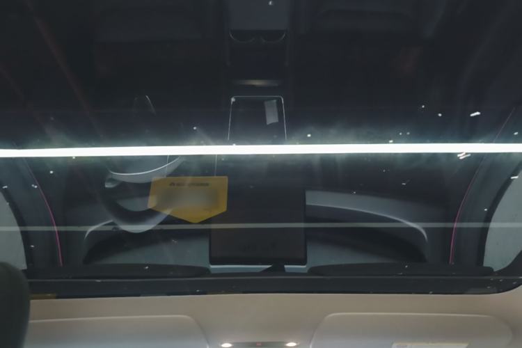 Used Tesla Model Y 2025 Rear-Wheel-Drive Version Headliner