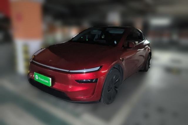 Used Tesla Model Y 2025 Long-Range All-Wheel-Drive Version
