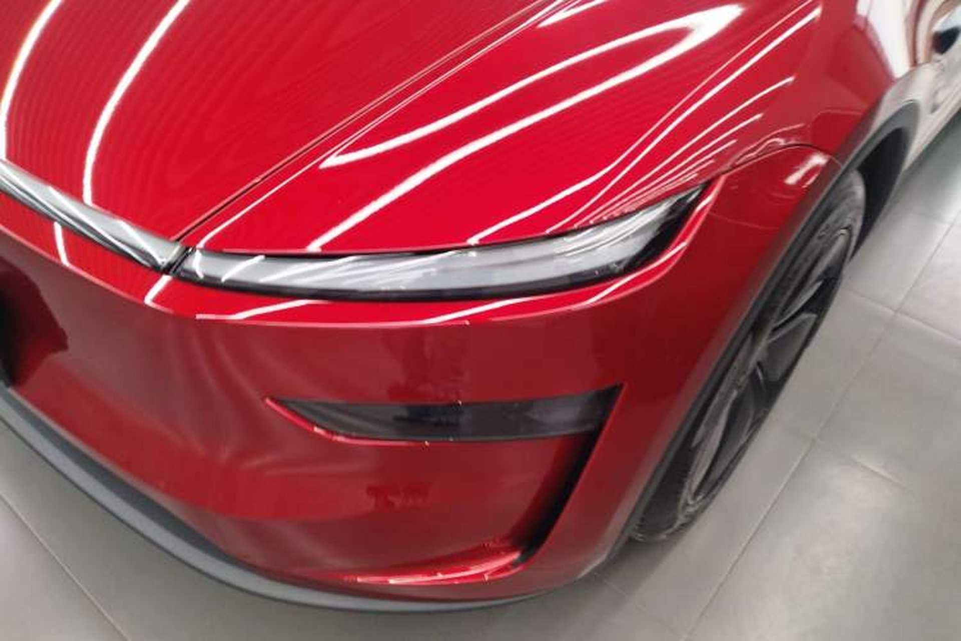 Used Tesla Model Y 2025 Long-Range All-Wheel-Drive Version Left Front Headlight
