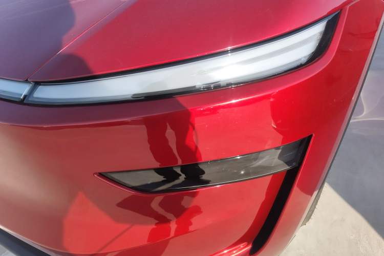 Used Tesla Model Y 2025 Rear-Wheel-Drive Version Left Front Headlight