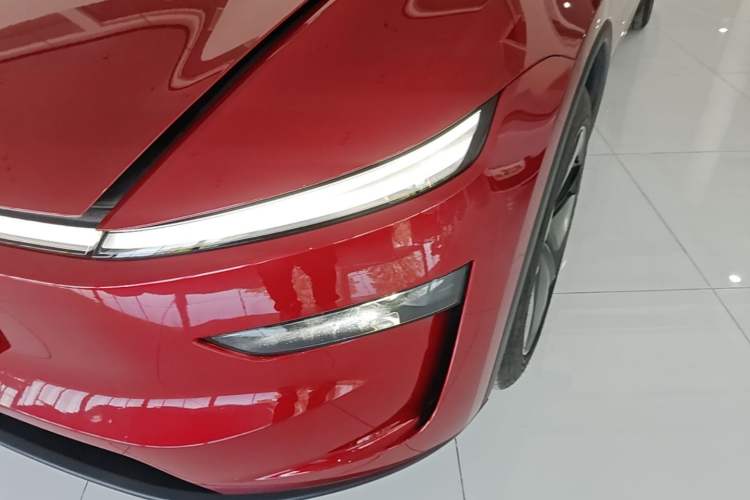 Used Tesla Model Y 2025 Rear-Wheel-Drive Version Left Front Headlight
