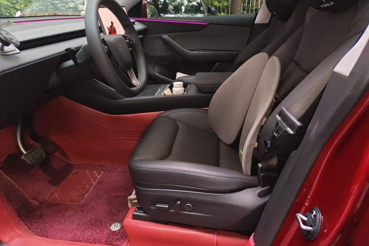 Used Tesla Model Y 2025 Rear-Wheel-Drive Version Left Front Seat