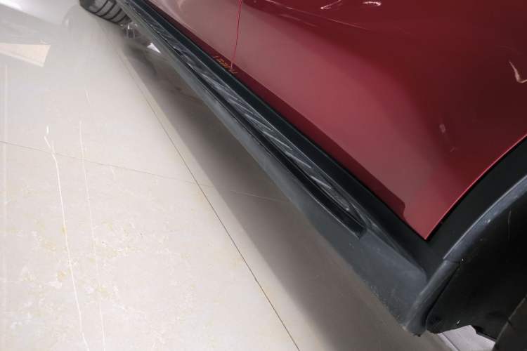 Used Tesla Model Y 2025 Rear-Wheel-Drive Version Left Side Sill