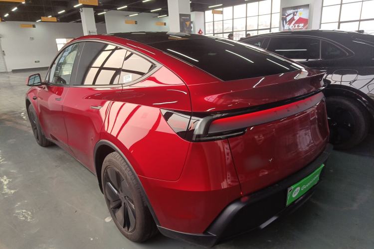 Used Tesla Model Y 2025 Rear-Wheel-Drive Version Rear Left 45 Deg