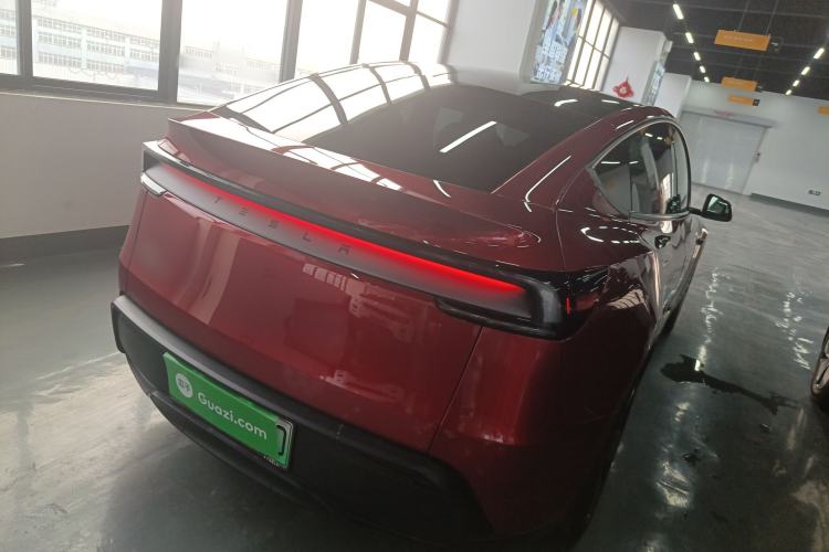 Used Tesla Model Y 2025 Rear-Wheel-Drive Version Rear Right 45 Deg
