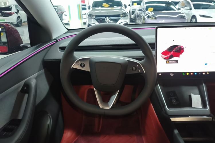 Used Tesla Model Y 2025 Rear-Wheel-Drive Version Steering Wheel
