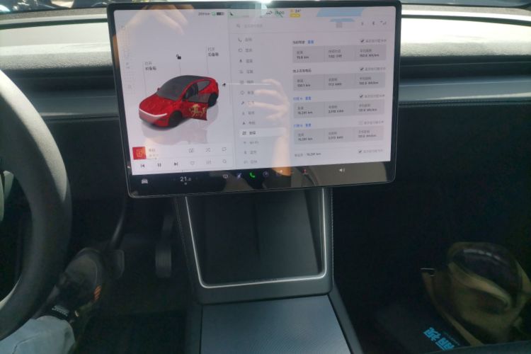 Used Tesla Model Y 2025 Rear-Wheel Drive First Edition Audio And AC Panel