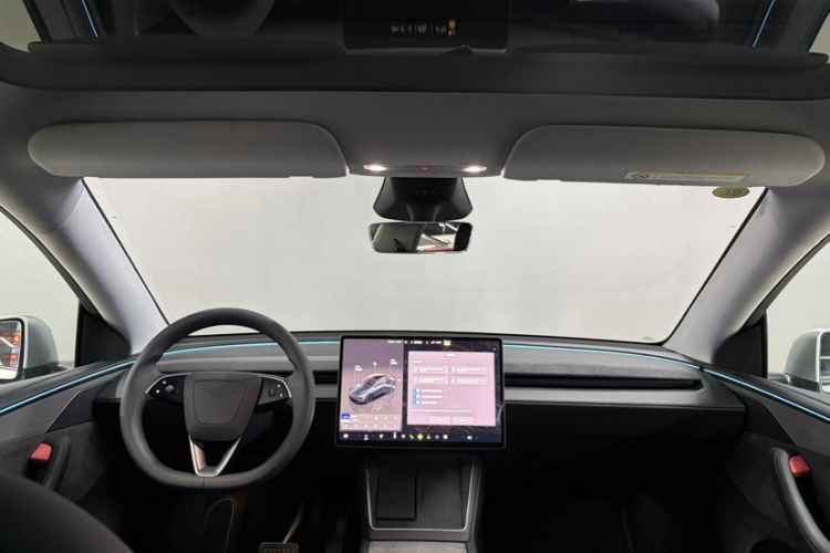 Used Tesla Model Y 2025 Long-Range All-Wheel Drive First Edition Audio And AC Panel