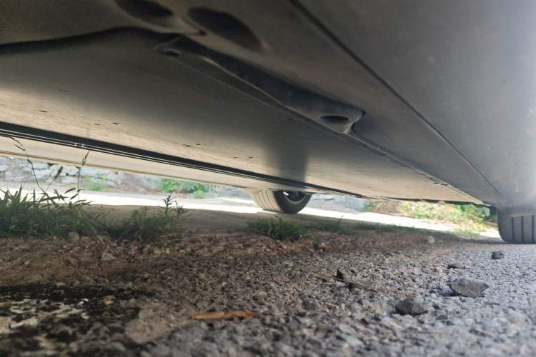 Used Tesla Model Y 2025 Rear-Wheel-Drive Version Chassis Front Left