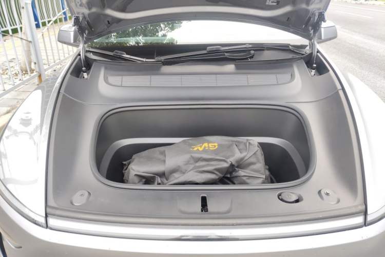 Used Tesla Model Y 2025 Updated Version Long-Range All-Wheel Drive Engine Bay