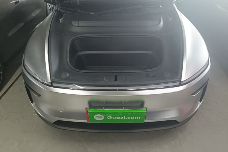 Used Tesla Model Y 2025 Rear-Wheel-Drive Version Engine Bay