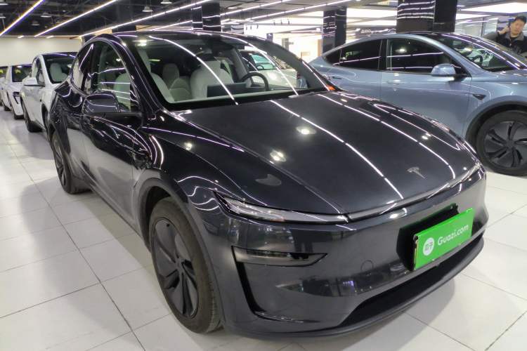 Used Tesla Model Y 2025 Rear-Wheel-Drive Version Exterior 1