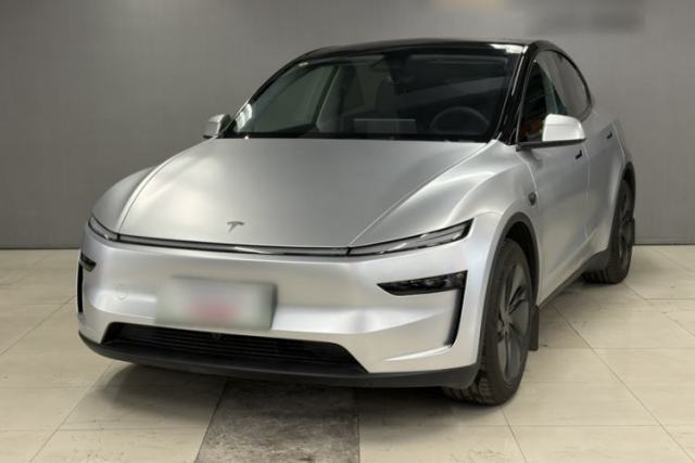 Used Tesla Model Y 2025 Long-Range All-Wheel Drive First Edition