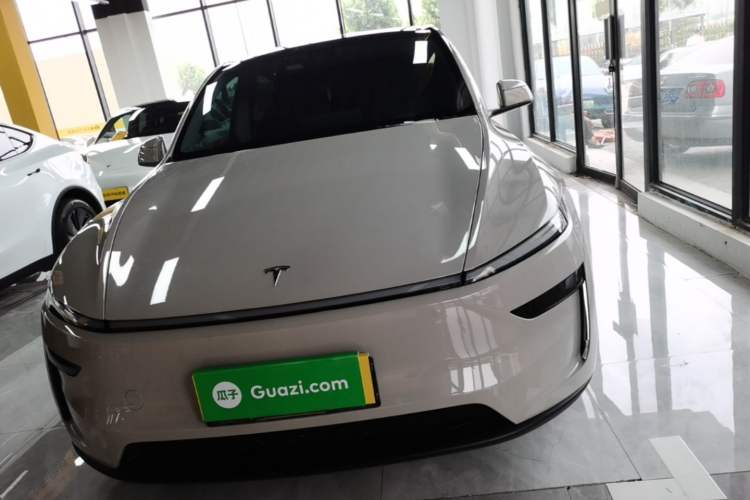 Used Tesla Model Y 2025 Long-Range All-Wheel Drive First Edition Front