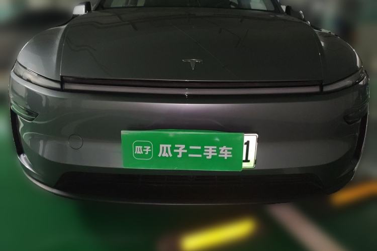Used Tesla Model Y 2025 Rear-Wheel-Drive Version Front