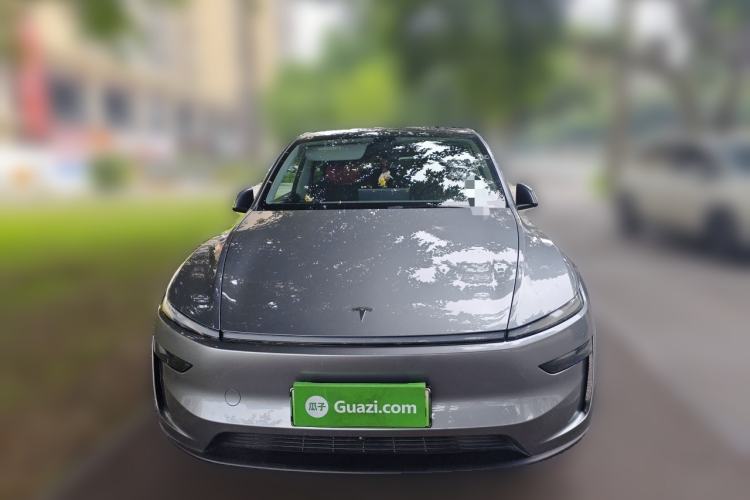 Used Tesla Model Y 2025 Long-Range All-Wheel Drive First Edition Front