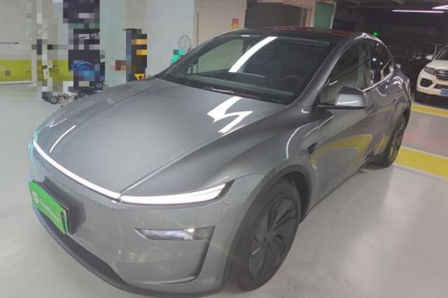 Used Tesla Model Y 2025 Rear-Wheel-Drive Version